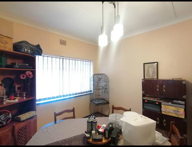 3 BEDROOM FREESTANDING FOR SALE IN STILFONTEIN EXT 4